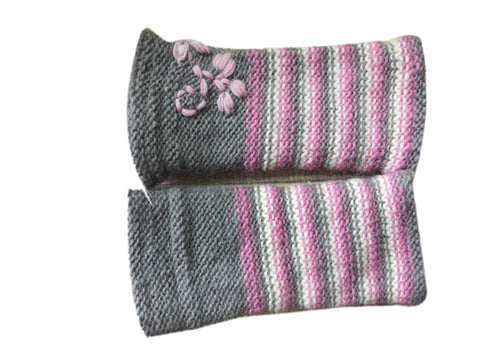 Women's Woolen Knitted Handwarmer Fleece Lined Floral Embroidery Arm Warmers 